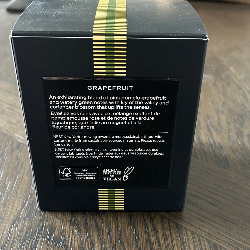 NEST Fragrances Grapefruit Candle NIB - Picture 7 of 8